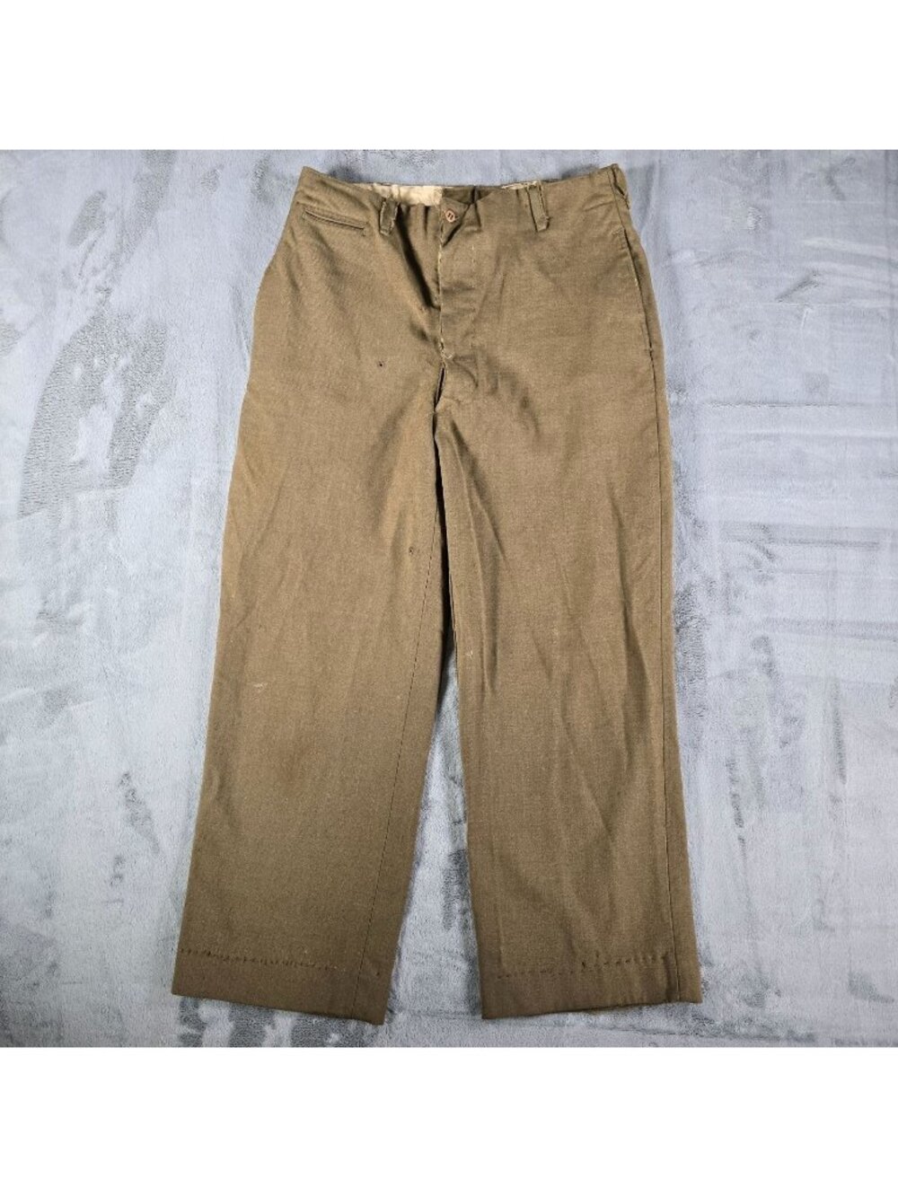 Distressed/Thrashed Vintage Early 1950s Green Button-Fly Work Trousers (32x27)